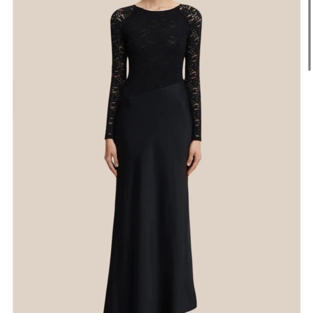 Significant Other Sofiya Long Sleeve Stretch Lace & Satin gown